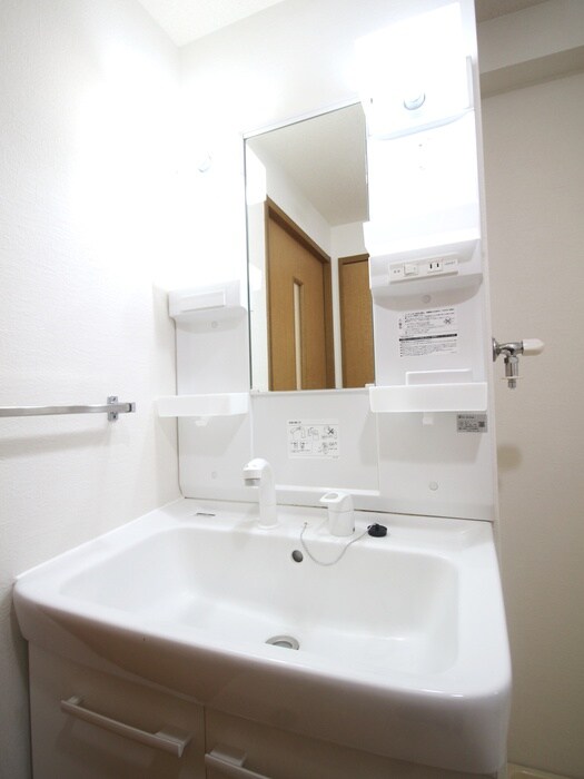 物件内観写真12　(洗面)