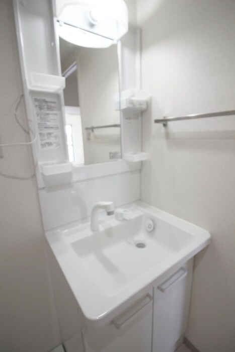 物件内観写真11　(洗面)