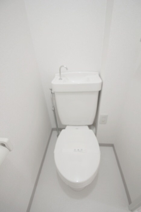 物件内観写真12　(トイレ)