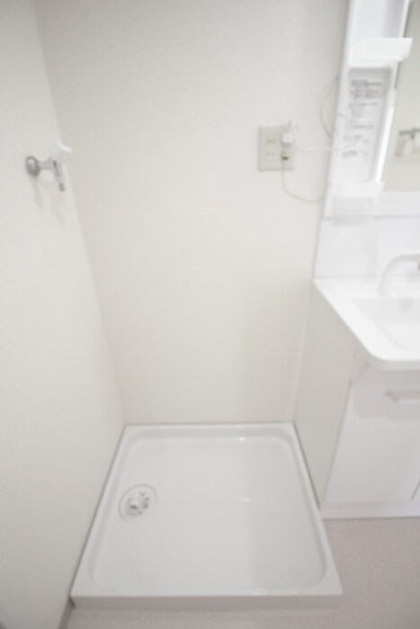 物件内観写真13　(洗濯機置場)