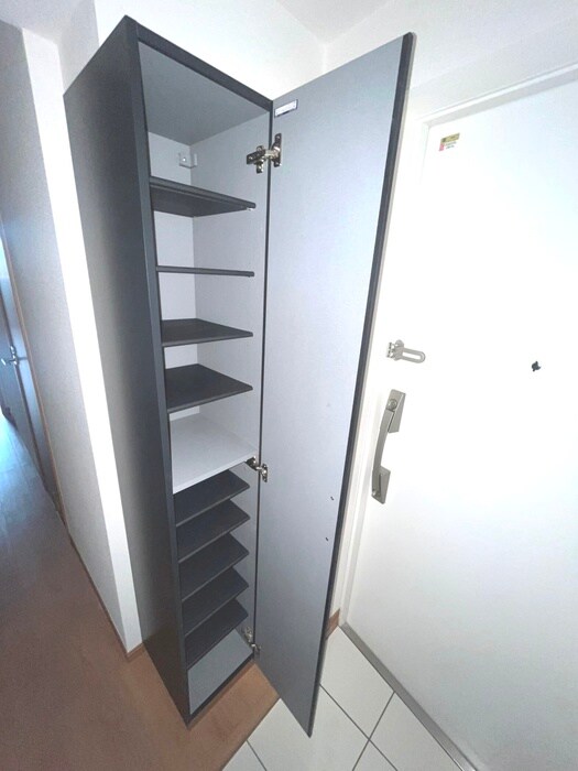 物件内観写真15　(靴箱)