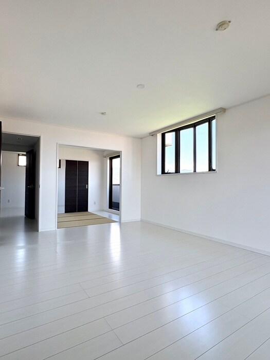 物件内観写真18　(居室)