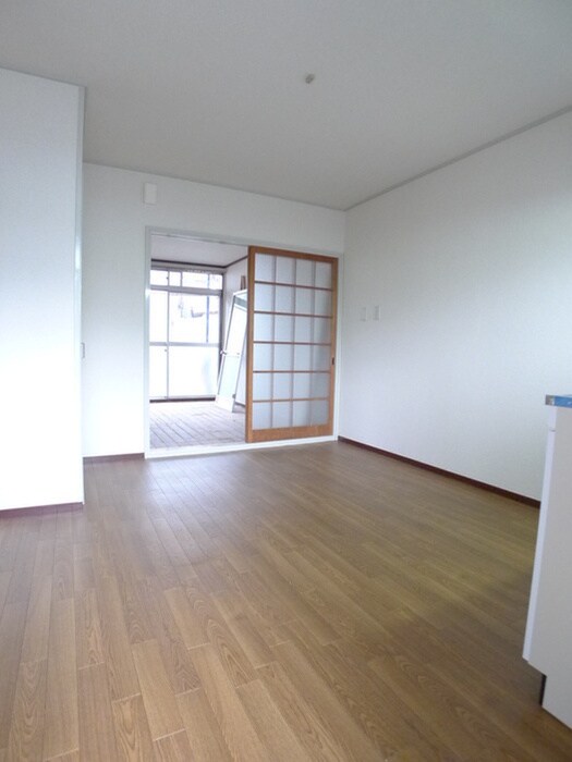 物件内観写真5　(居室)