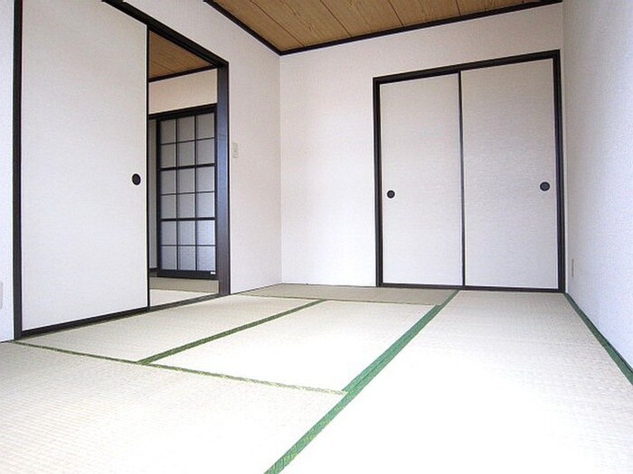 物件内観写真7　(居室)