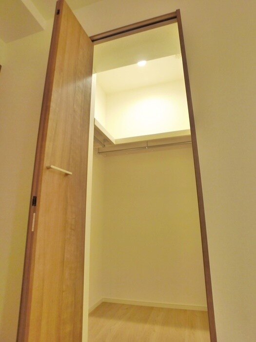 物件内観写真9　(収納)