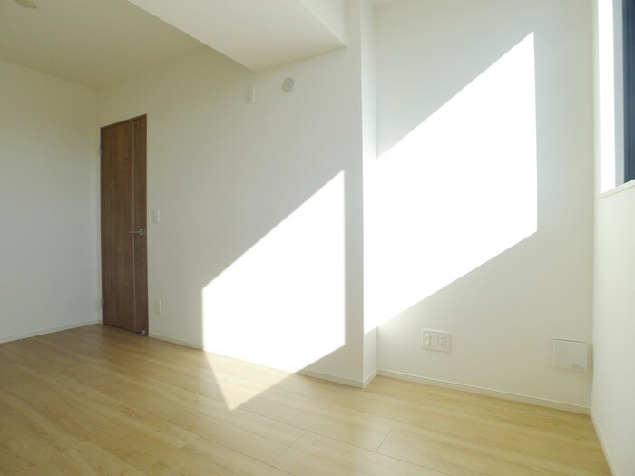 物件内観写真19　(居室)