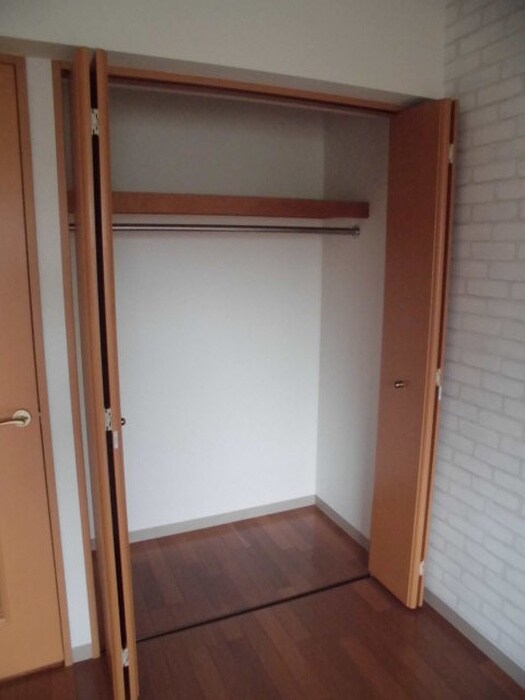 物件内観写真13　(収納)