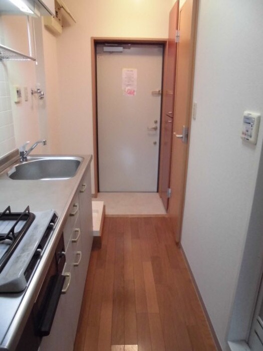 物件内観写真19　(廊下)