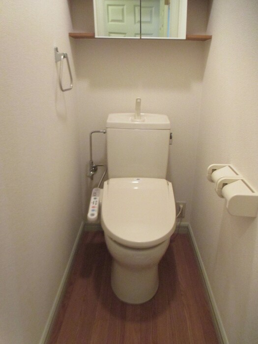 物件内観写真9　(トイレ)