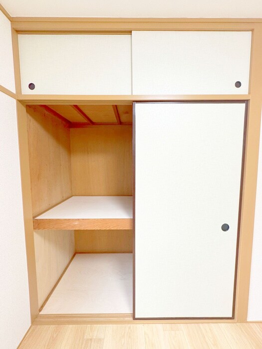 物件内観写真13　(収納)