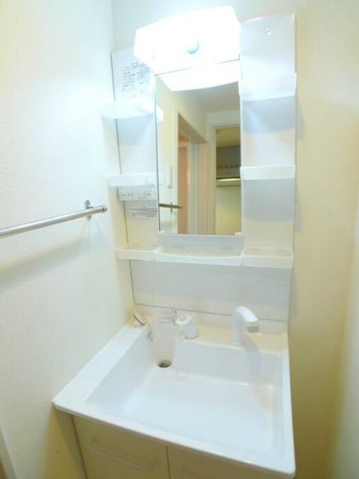 物件内観写真13　(洗面)