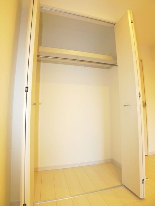 物件内観写真15　(収納)