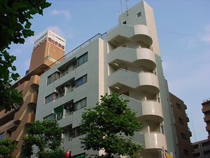 グランド・ルー外観写真