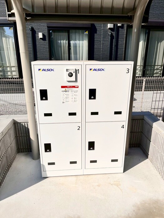 物件外観写真4　(建物設備)