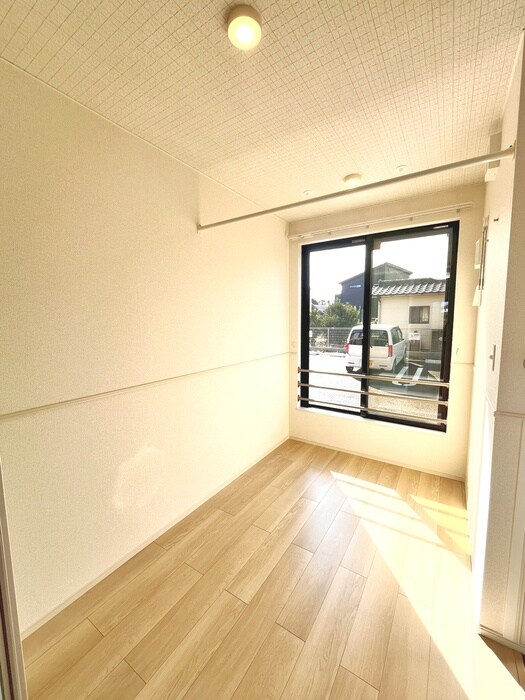 物件内観写真19　(居室)