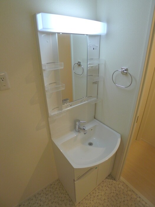 物件内観写真11　(洗面)