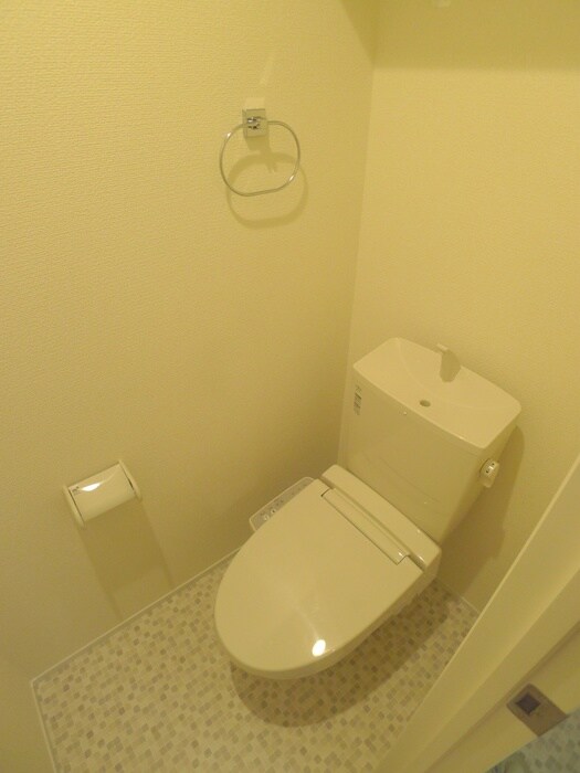 物件内観写真13　(トイレ)