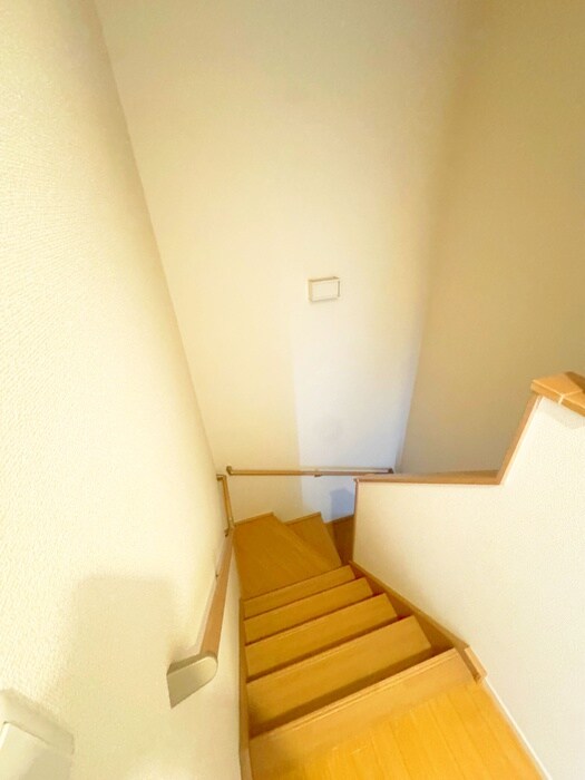 物件内観写真8　(廊下)