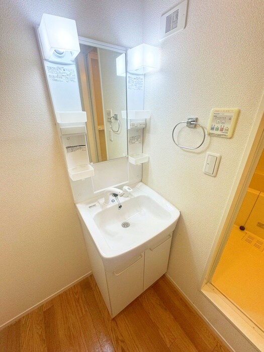 物件内観写真10　(洗面)