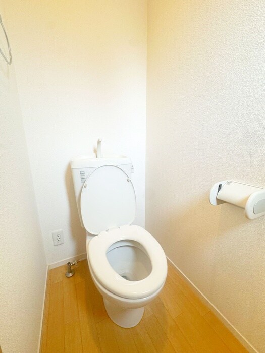 物件内観写真12　(トイレ)