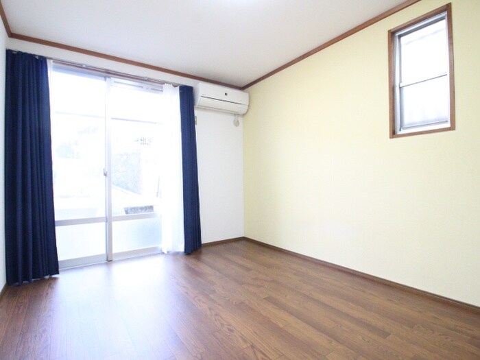 物件内観写真10　(居室)