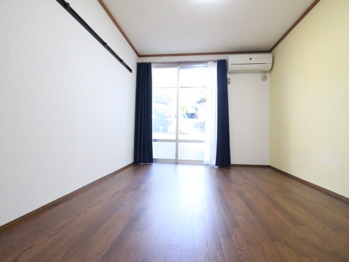 物件内観写真21　(居室)