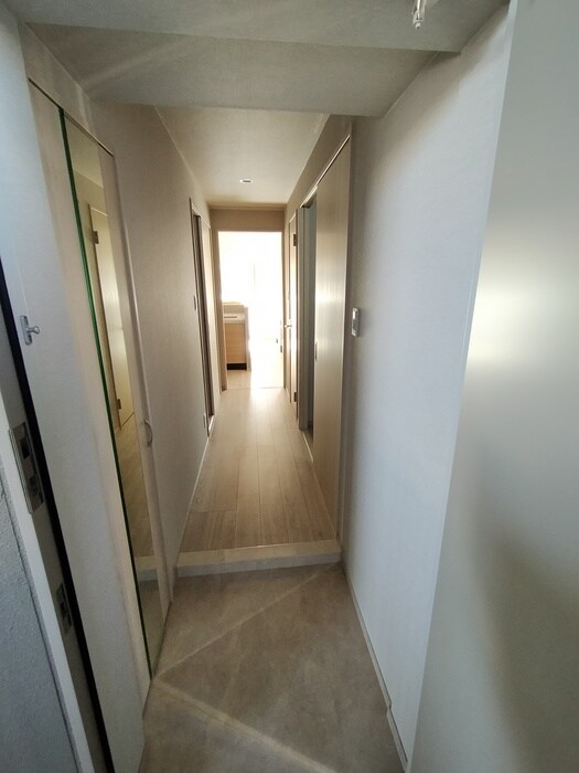 物件内観写真19　(廊下)