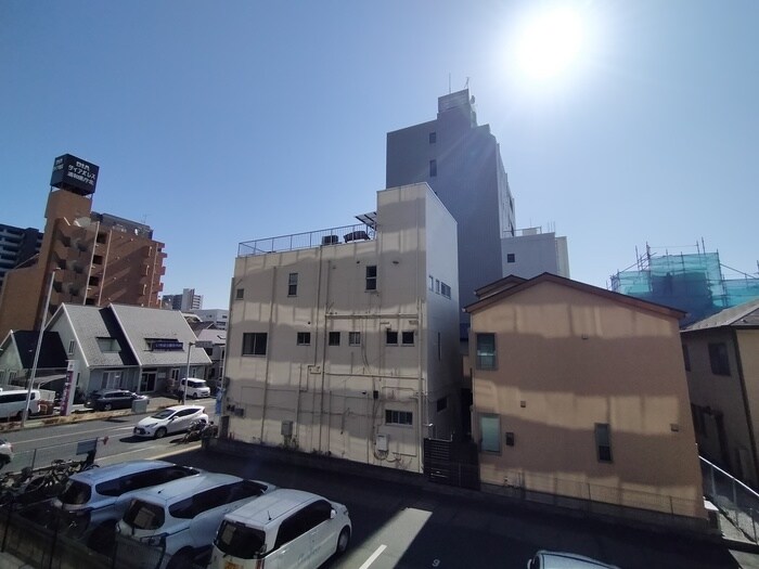 物件内観写真22　(室内からの展望)