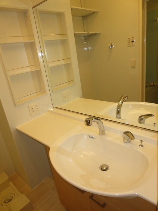 物件内観写真6　(洗面)