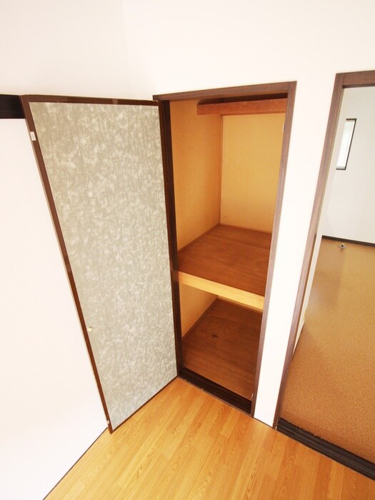 物件内観写真17　(収納)