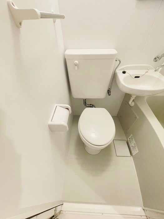 物件内観写真10　(トイレ)