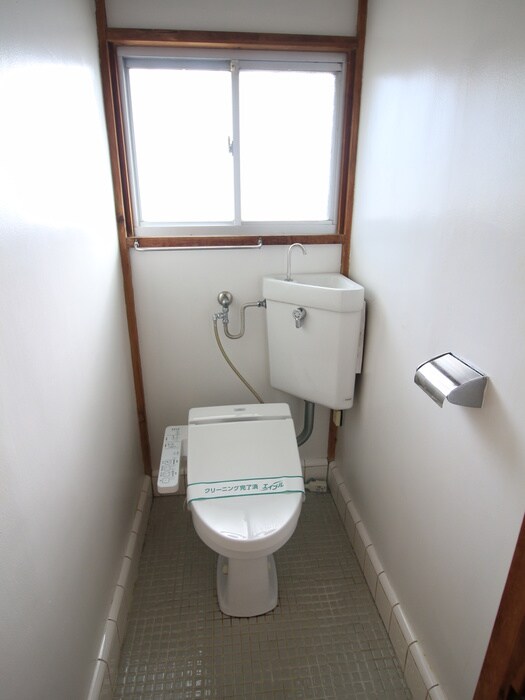 物件内観写真9　(トイレ)