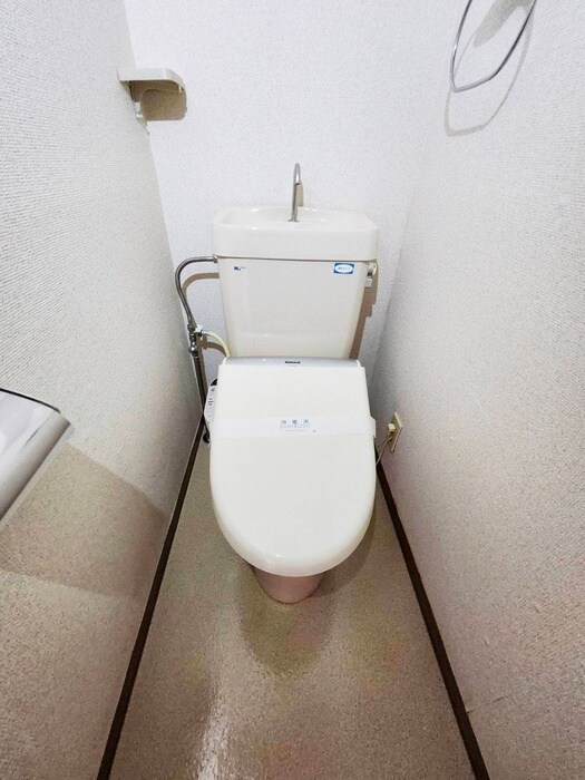 物件内観写真14　(トイレ)