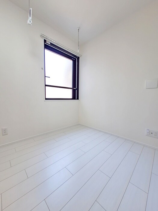 物件内観写真11　(居室)