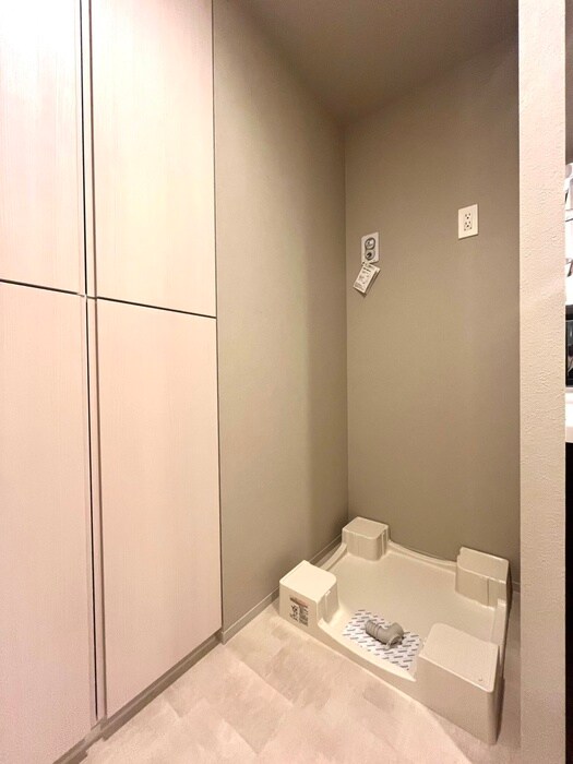 物件内観写真11　(洗濯機置場)