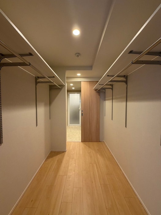 物件内観写真13　(収納)