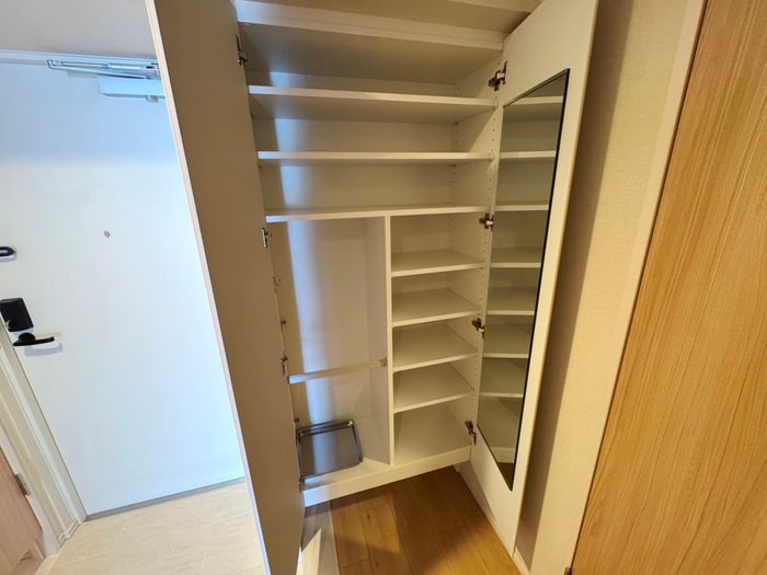 物件内観写真15　(靴箱)