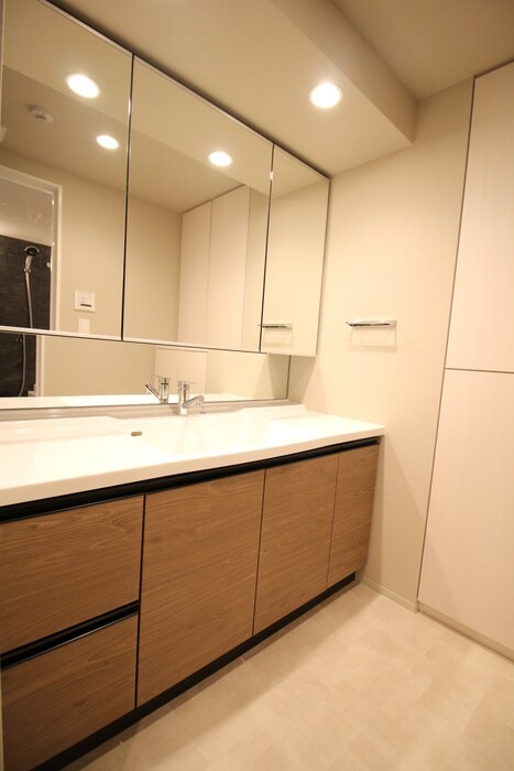 物件内観写真15　(洗面)