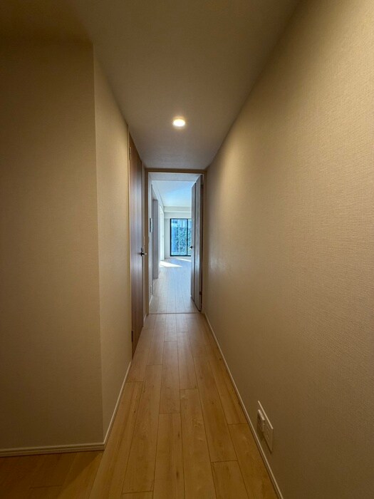 物件内観写真20　(廊下)