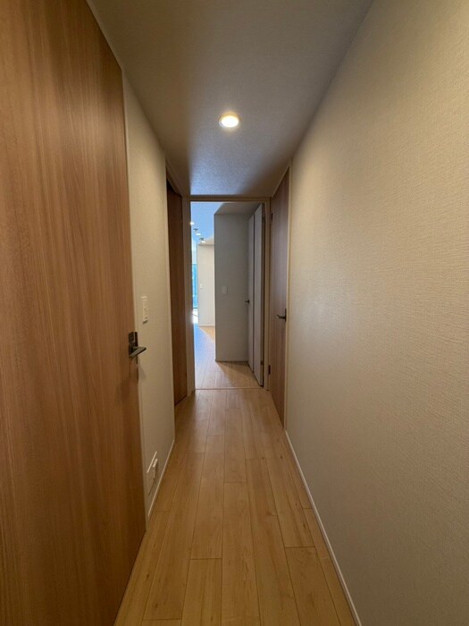 物件内観写真20　(廊下)