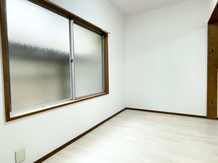 物件内観写真11　(居室)