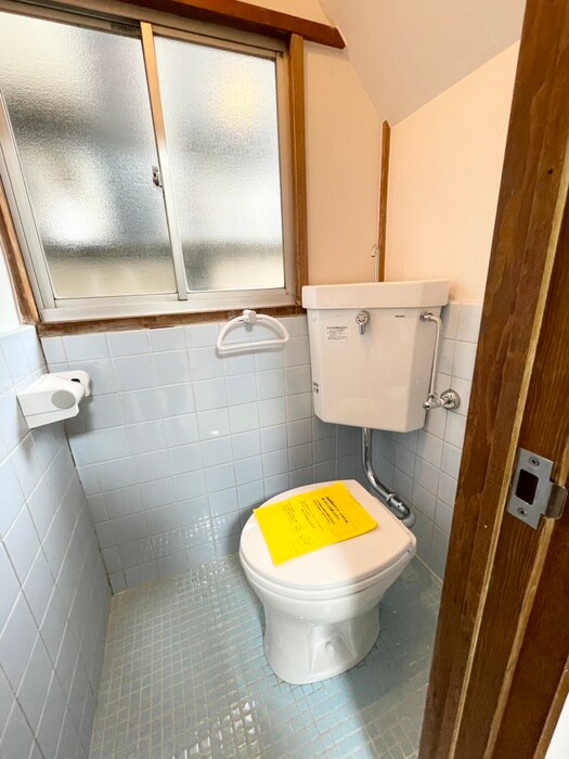 物件内観写真15　(トイレ)