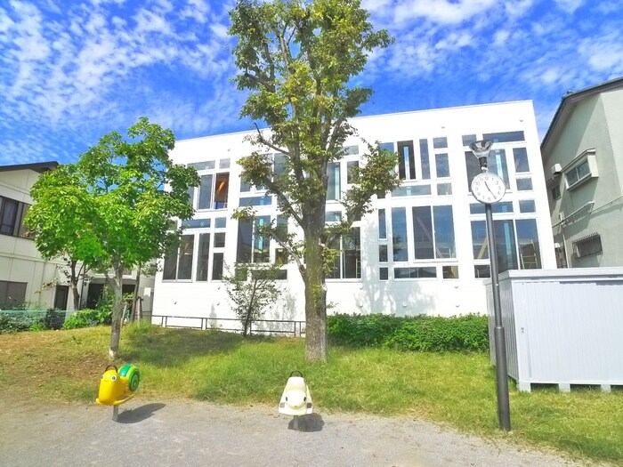 物件外観写真2　(周辺環境)