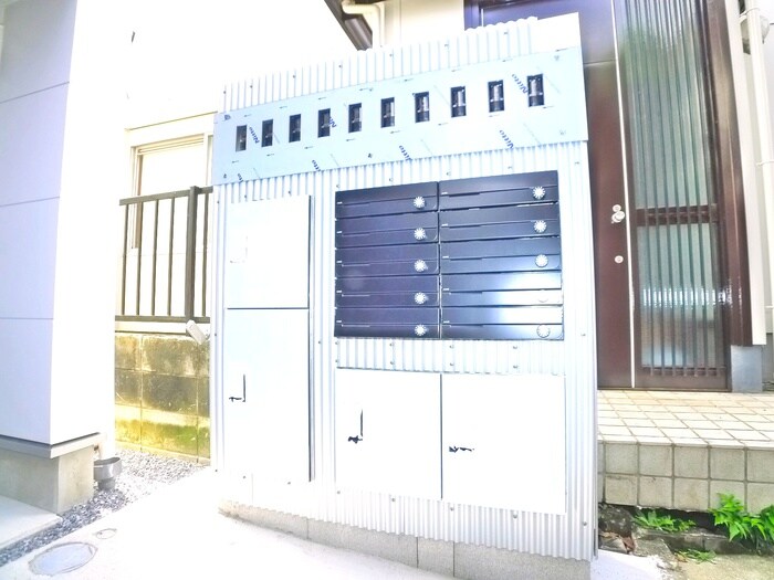 物件外観写真4　(建物設備)