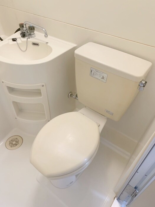 物件内観写真11　(トイレ)