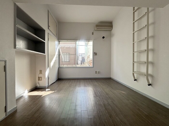 物件内観写真9　(居室)