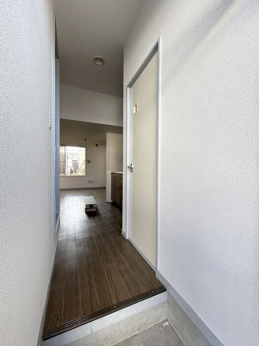 物件内観写真18　(廊下)