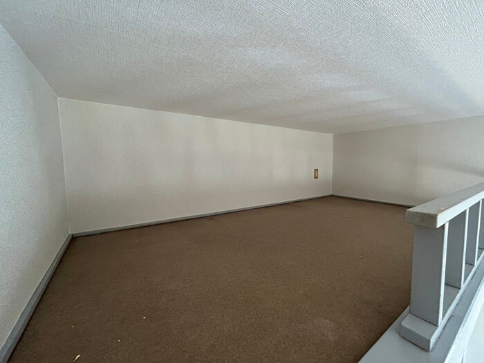 物件内観写真20　(ロフト)