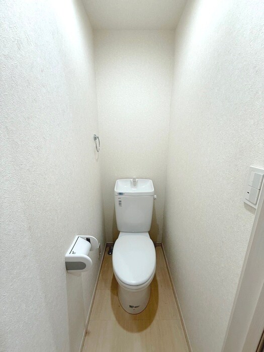 物件内観写真12　(トイレ)