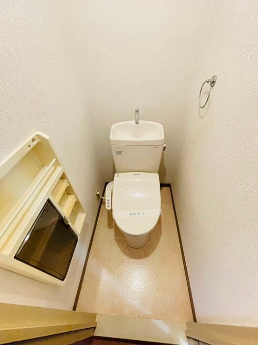 物件内観写真11　(トイレ)